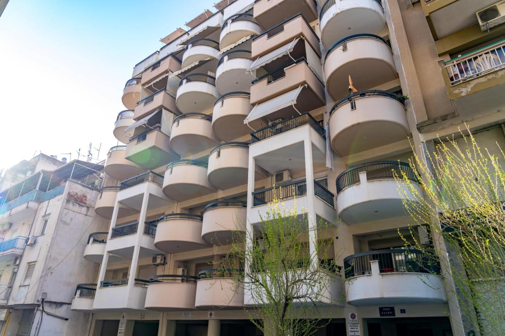 Kosmos Service Apartment Beautiful Studio 3 With Additional Cost Parking Selanik Dış mekan fotoğraf